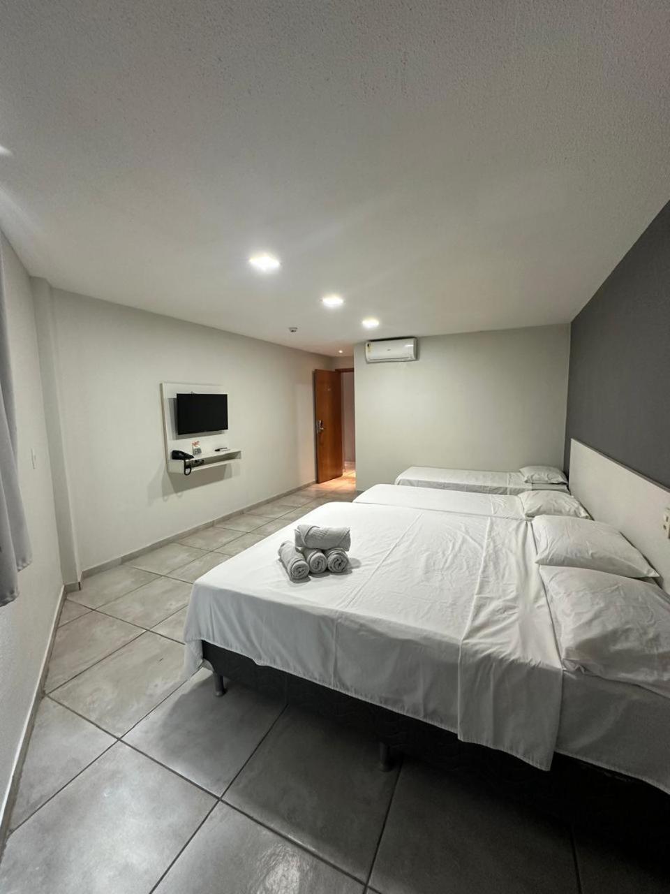 Rota 232 Hotel 卡鲁阿鲁 外观 照片