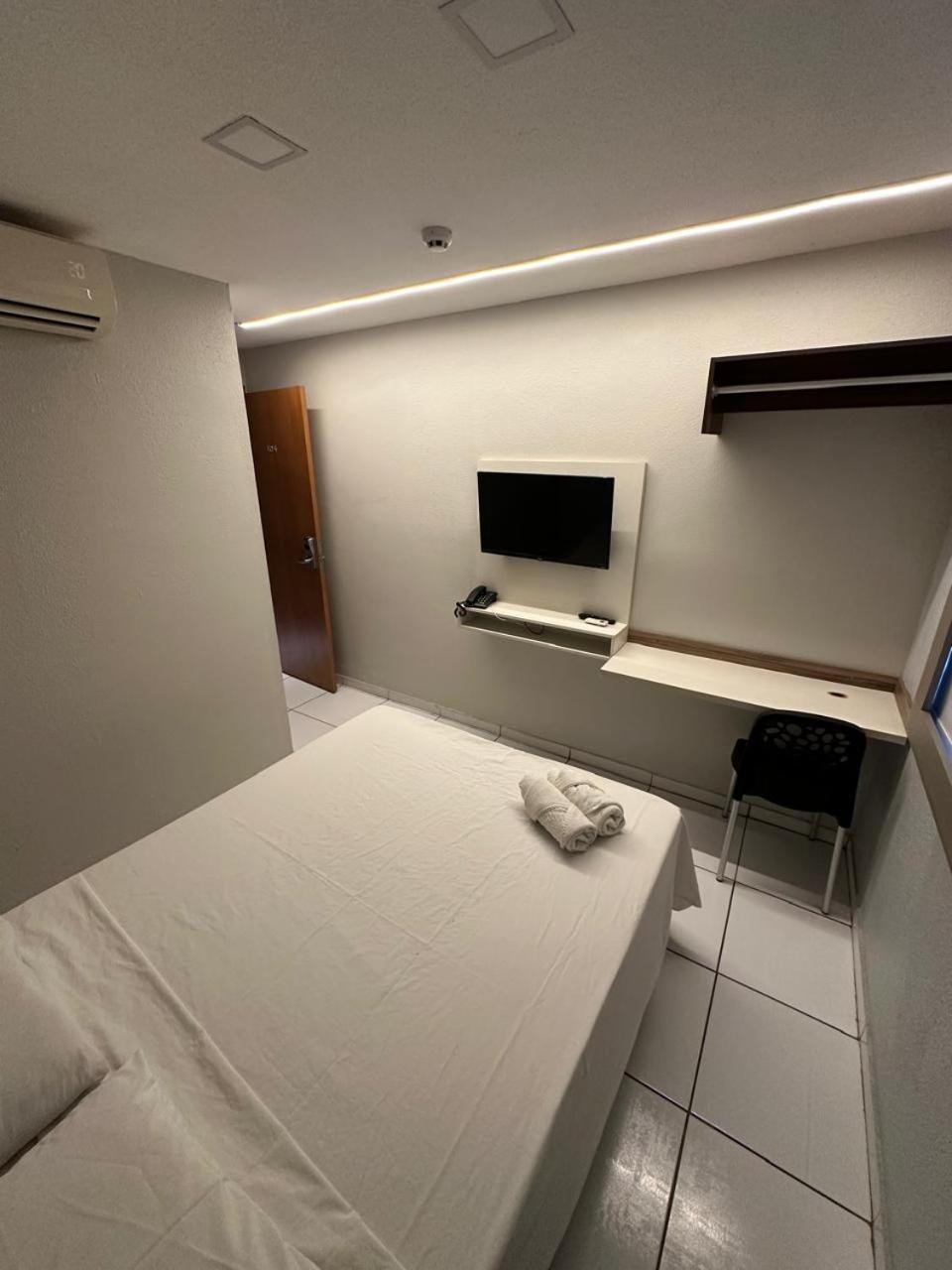Rota 232 Hotel 卡鲁阿鲁 外观 照片